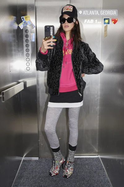 Look 24